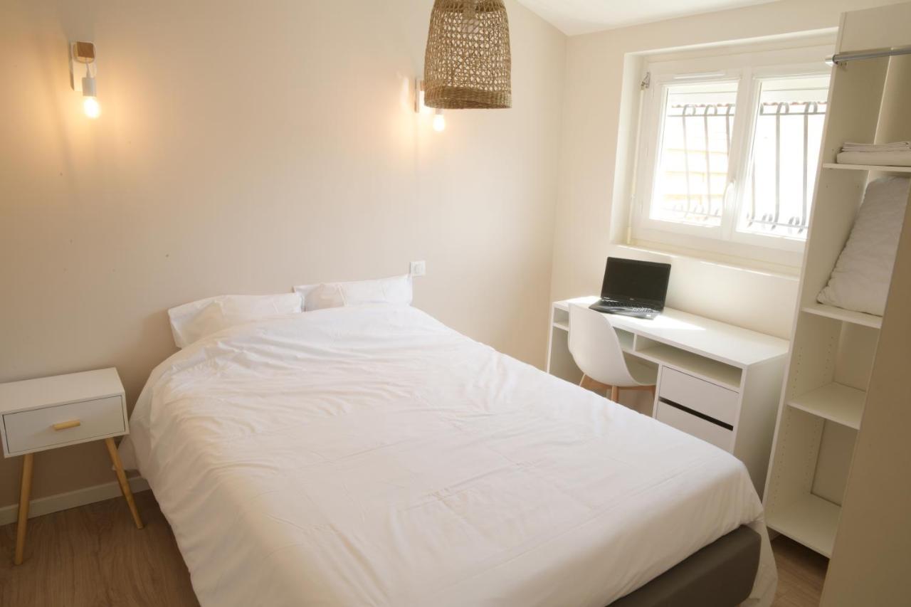 T2 - 28M2 Avec Cour Et Stationnement, Wifi Et Linge Fournis Apartman Angoulême Kültér fotó