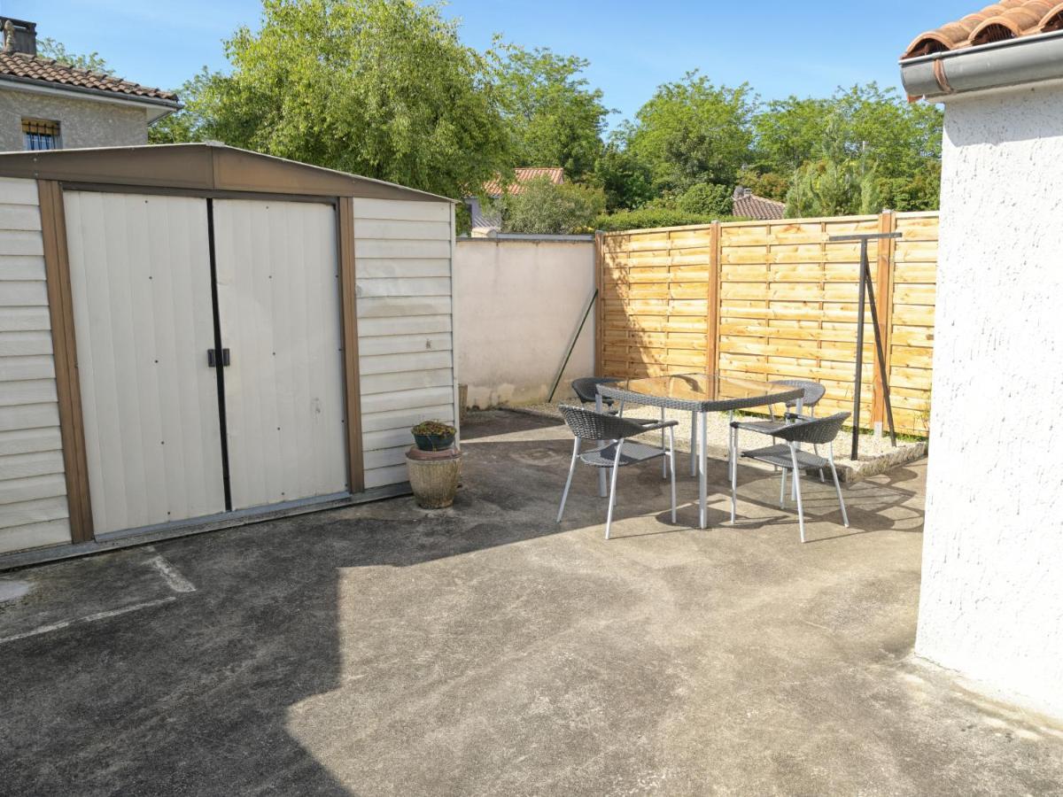 T2 - 28M2 Avec Cour Et Stationnement, Wifi Et Linge Fournis Apartman Angoulême Kültér fotó